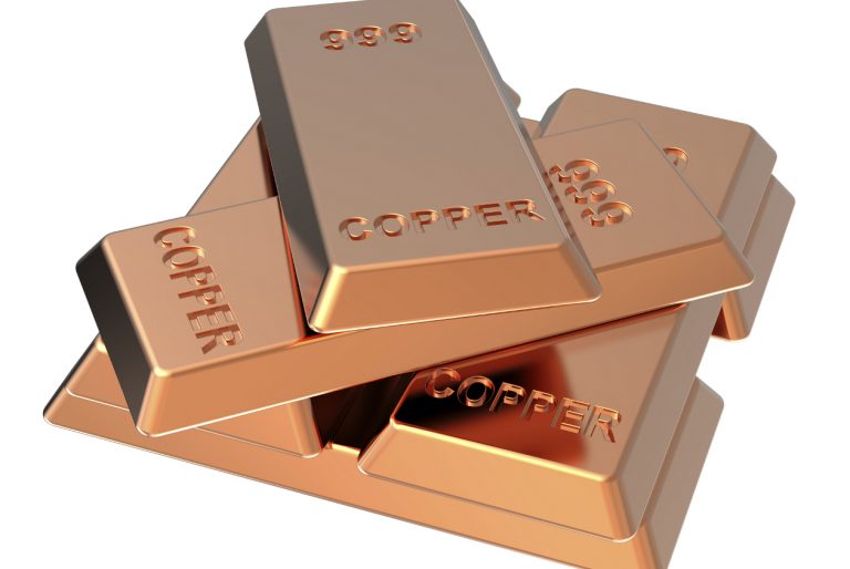 Cobre vuelve a subir y acumula ganancia de 2% en tres jornadas.